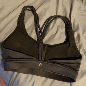 Black sports bra with pads